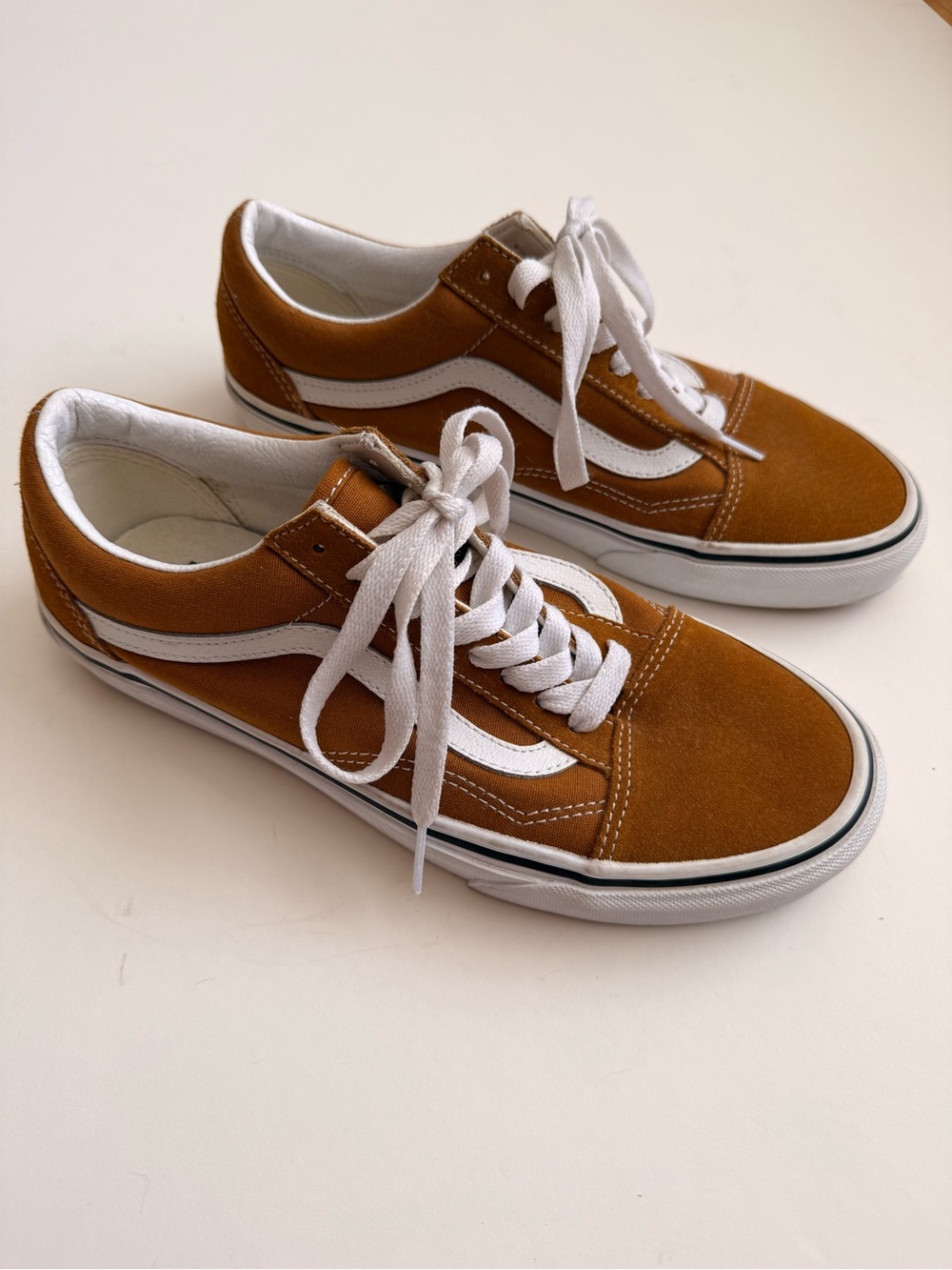 New Vans Old Skool Suede Sneakers in Mustard / Gold and White - Picture 5 of 7